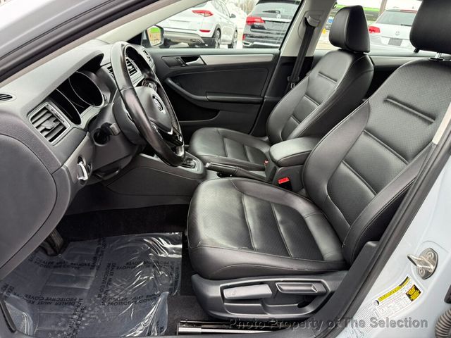 2017 Volkswagen Jetta 1.4T SE W/ BLIND SPOT DETECTION & HEATED SEATS - 22974946 - 37