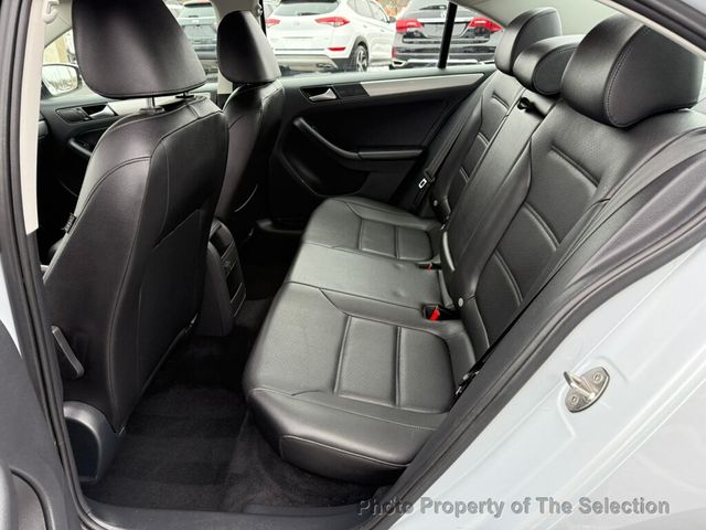 2017 Volkswagen Jetta 1.4T SE W/ BLIND SPOT DETECTION & HEATED SEATS - 22974946 - 38