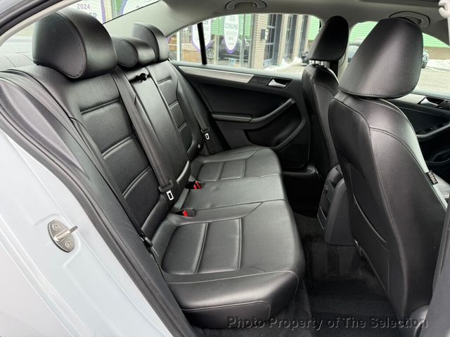 2017 Volkswagen Jetta 1.4T SE W/ BLIND SPOT DETECTION & HEATED SEATS - 22974946 - 40