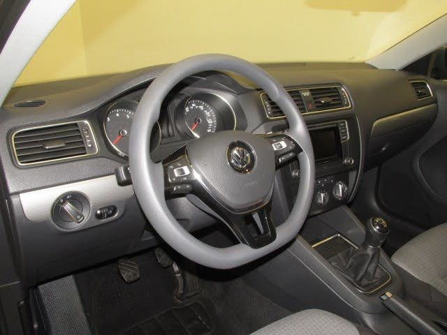 2017 Volkswagen Jetta 1.4T S Manual - 18344621 - 24