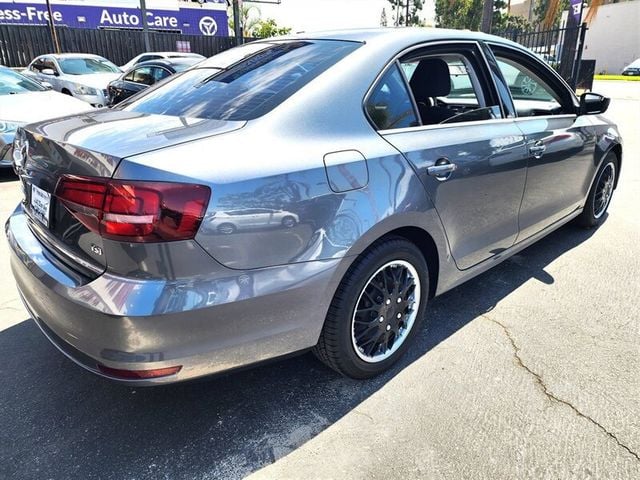 2017 Volkswagen Jetta 1.4T S Manual - 22910475 - 5