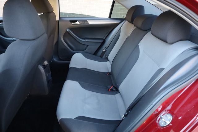 2017 Volkswagen Jetta 1.4T S Manual - 22925257 - 18