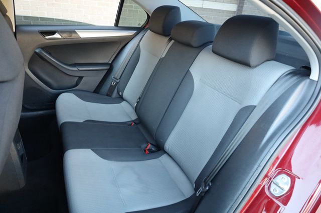 2017 Volkswagen Jetta 1.4T S Manual - 22925257 - 19