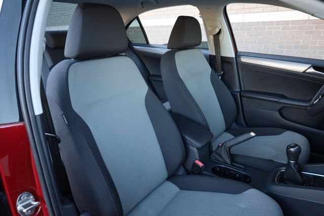 2017 Volkswagen Jetta 1.4T S Manual - 22925257 - 25