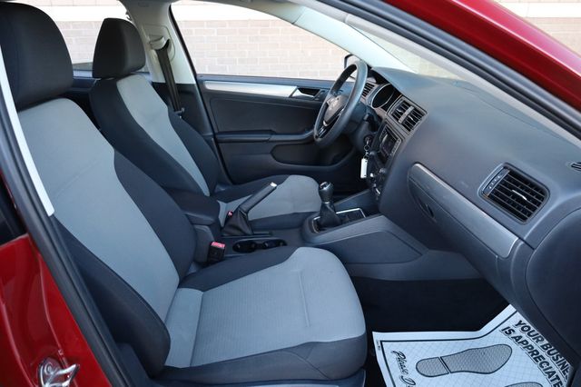 2017 Volkswagen Jetta 1.4T S Manual - 22925257 - 26