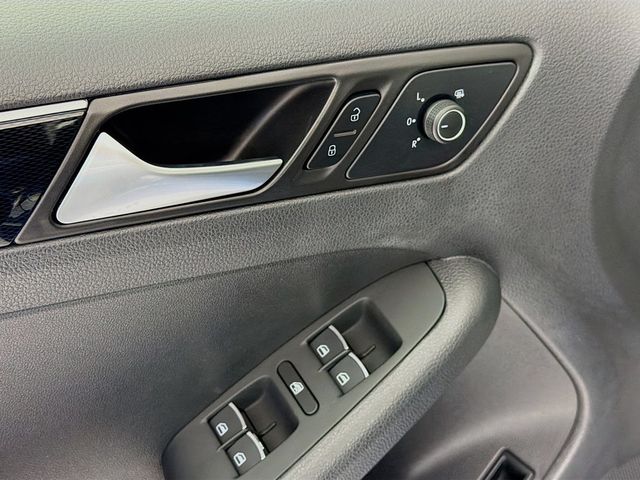 2017 Volkswagen Jetta 1.8T SEL Automatic - 22953483 - 17