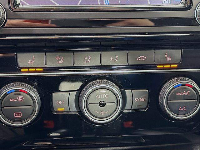 2017 Volkswagen Jetta 1.8T SEL Automatic - 22953483 - 19