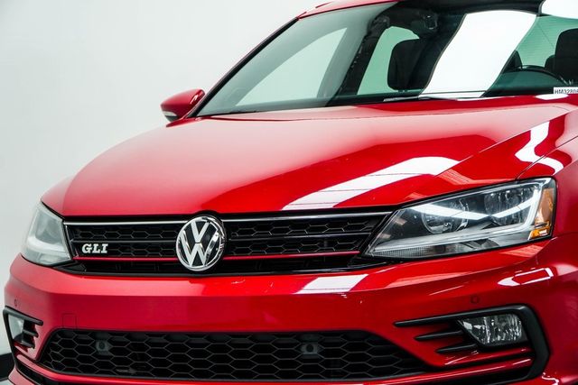 2017 Volkswagen Jetta GLI Automatic - 22916720 - 1