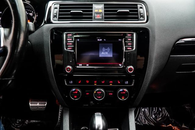 2017 Volkswagen Jetta GLI Automatic - 22916720 - 20