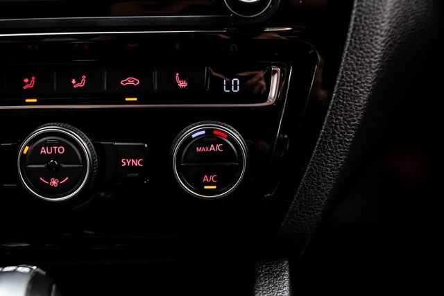 2017 Volkswagen Jetta GLI Automatic - 22916720 - 22