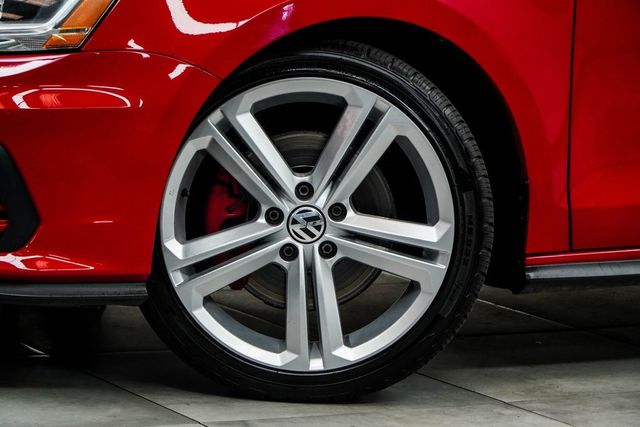 2017 Volkswagen Jetta GLI Automatic - 22916720 - 2