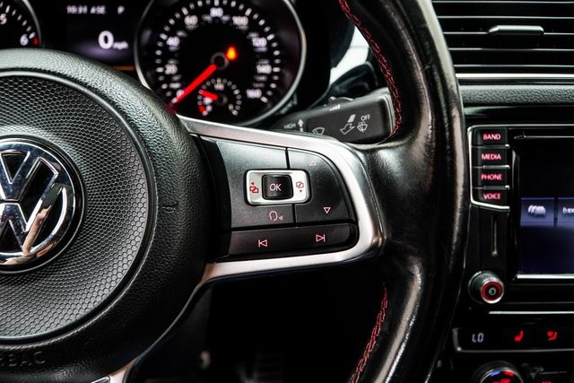 2017 Volkswagen Jetta GLI Automatic - 22916720 - 31