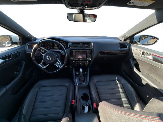 2017 Volkswagen Jetta GLI Automatic - 22979184 - 11