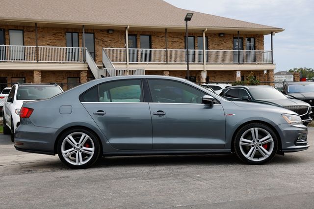 2017 Volkswagen Jetta GLI Automatic - 22940215 - 12