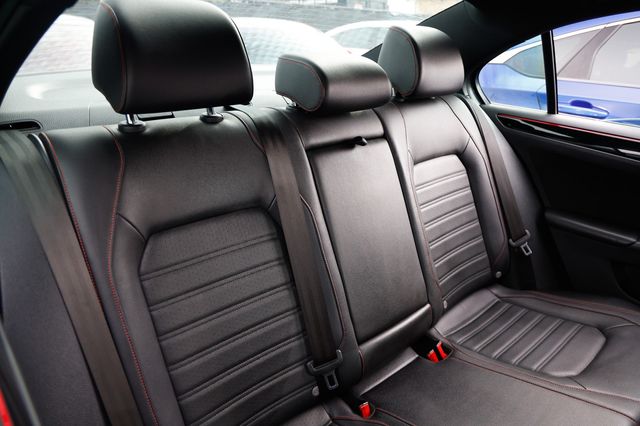 2017 Volkswagen Jetta GLI Automatic - 22940215 - 13