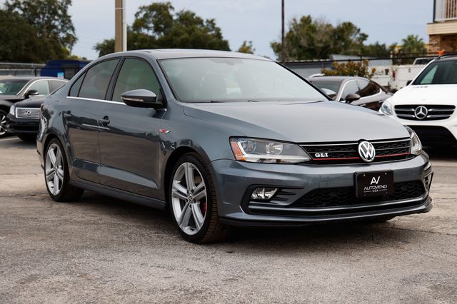 2017 Volkswagen Jetta GLI Automatic - 22940215 - 14