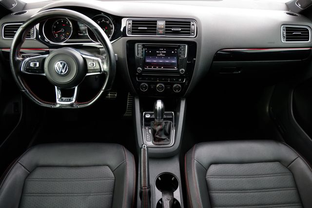 2017 Volkswagen Jetta GLI Automatic - 22940215 - 1
