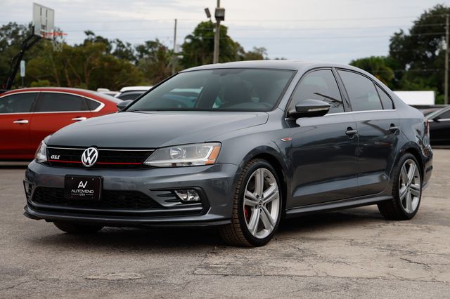 2017 Volkswagen Jetta GLI Automatic - 22940215 - 2