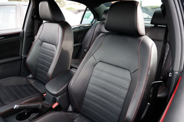 2017 Volkswagen Jetta GLI Automatic - 22940215 - 5