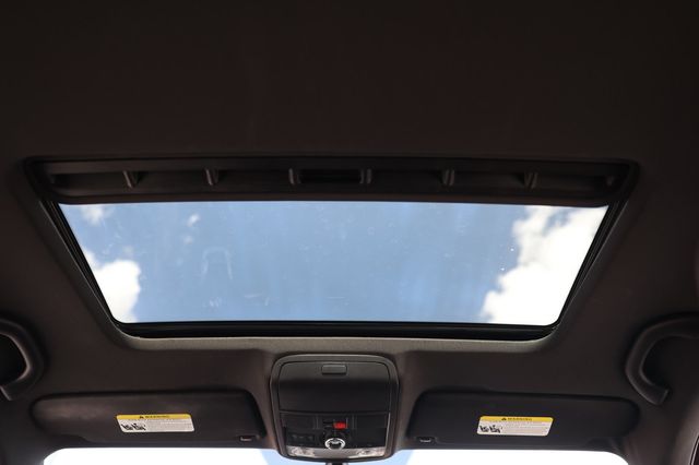 2017 Volkswagen Jetta GLI Automatic - 23005729 - 24