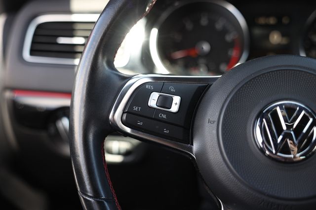 2017 Volkswagen Jetta GLI Automatic - 23005729 - 27