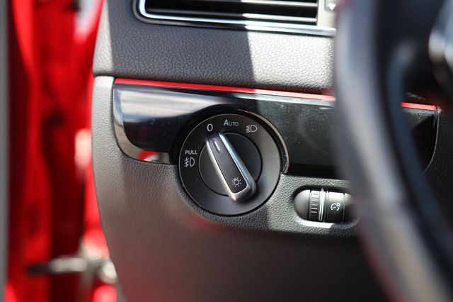 2017 Volkswagen Jetta GLI Automatic - 23005729 - 46