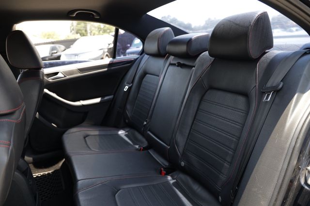 2017 Volkswagen Jetta GLI Automatic - 23058069 - 10