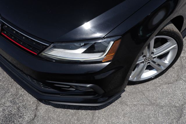 2017 Volkswagen Jetta GLI Automatic - 23058069 - 26