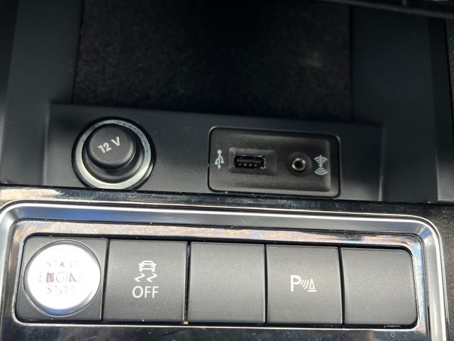 2017 Volkswagen Jetta GLI Manual - 22991343 - 25