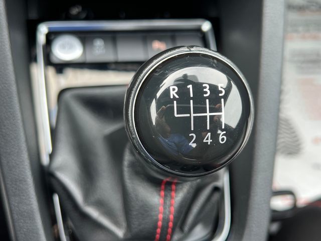 2017 Volkswagen Jetta GLI Manual - 22991343 - 26