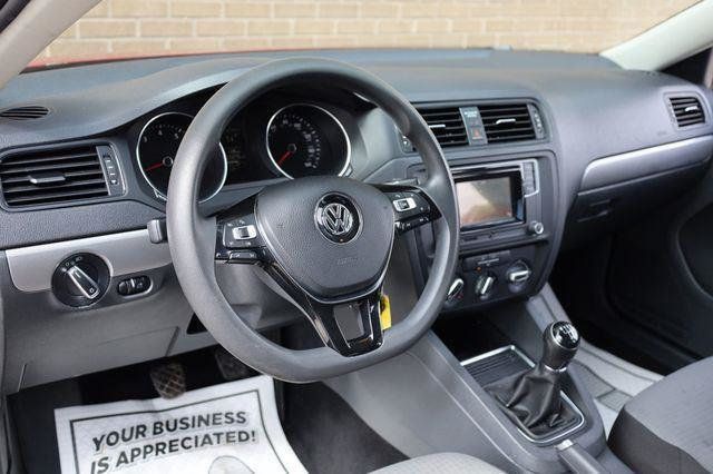 2017 Volkswagen Jetta S - 23016792 - 13