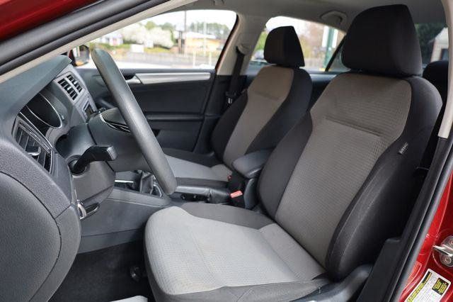 2017 Volkswagen Jetta S - 23016792 - 15