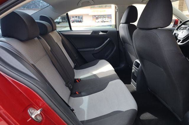 2017 Volkswagen Jetta S - 23016792 - 21