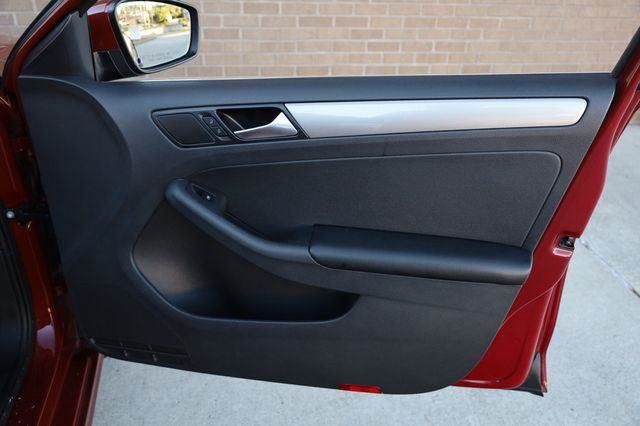 2017 Volkswagen Jetta S - 23016792 - 24