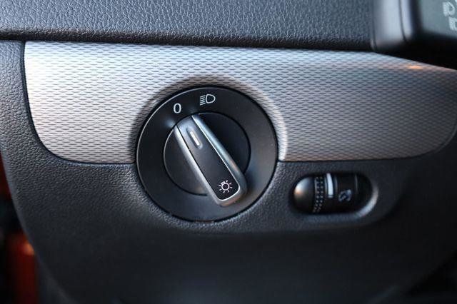 2017 Volkswagen Jetta S - 23016792 - 35