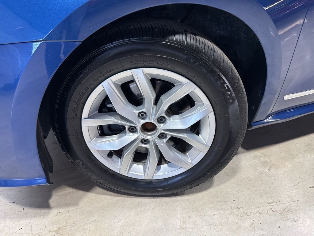 2017 Volkswagen Passat 1.8T S Automatic - 23005446 - 1