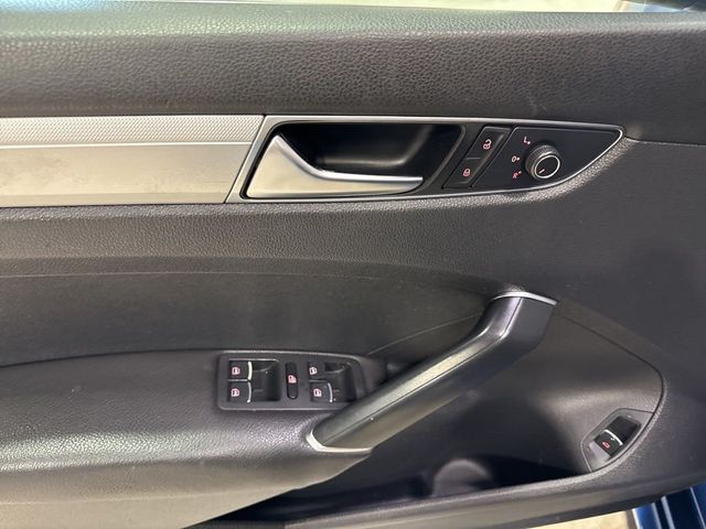 2017 Volkswagen Passat 1.8T S Automatic - 23005446 - 26