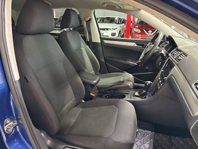 2017 Volkswagen Passat 1.8T S Automatic - 23005446 - 38