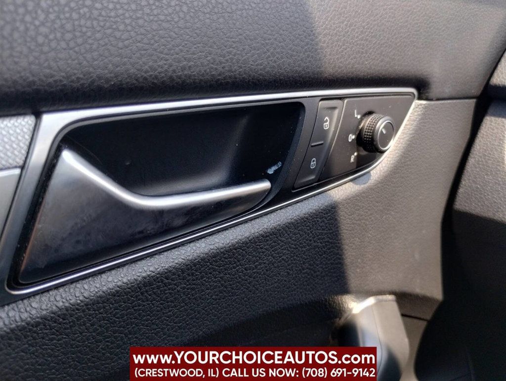 2017 Volkswagen Passat 1.8T S Automatic - 22894107 - 27