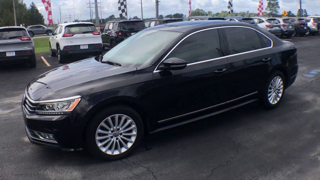 2017 Volkswagen Passat SE photo 4
