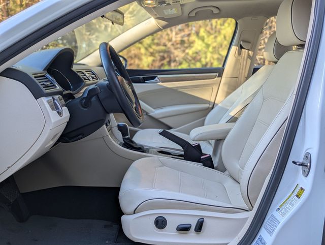 2017 Volkswagen Passat 1.8T SE Automatic - 22956178 - 10