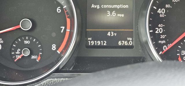 2017 Volkswagen Passat 1.8T SEL Premium Automatic - 22999319 - 9