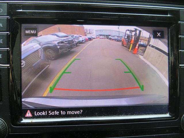 2017 Volkswagen Passat 1.8T SEL Premium Automatic (Clear Title) - 22951828 - 15