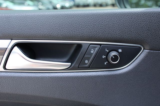 2017 Volkswagen Passat 1.8T SE w/Technology Automatic - 23051555 - 26