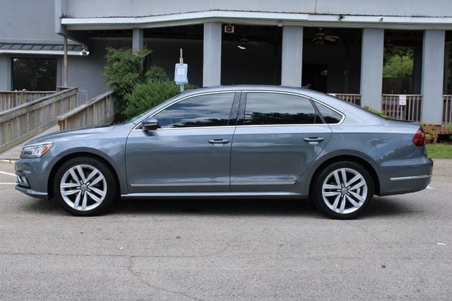 2017 Volkswagen Passat 1.8T SE w/Technology Automatic - 23051555 - 3