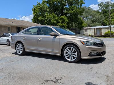 2017 Volkswagen Passat - 1VWGT7A33HC059591