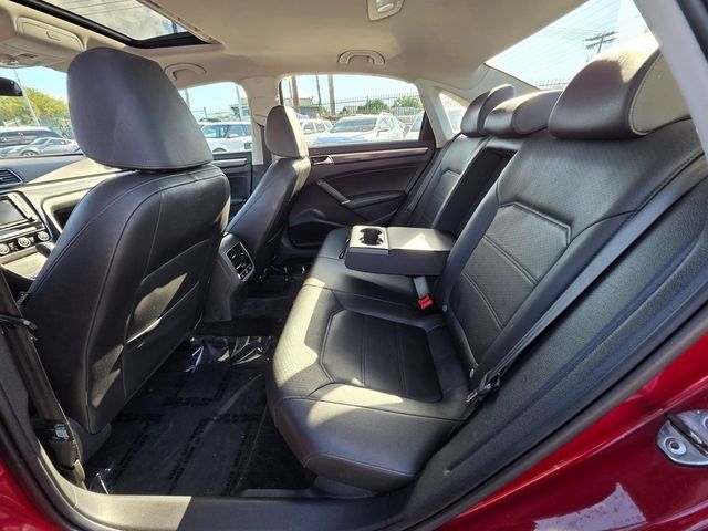 2017 Volkswagen Passat 1.8T SE w/Technology Automatic - 22950257 - 15