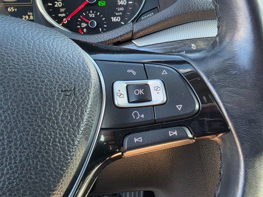 2017 Volkswagen Passat 1.8T SE w/Technology Automatic - 22950257 - 26