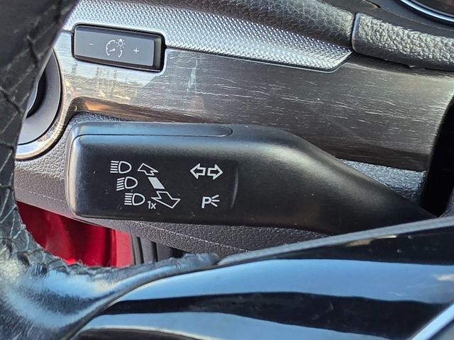 2017 Volkswagen Passat 1.8T SE w/Technology Automatic - 22950257 - 37