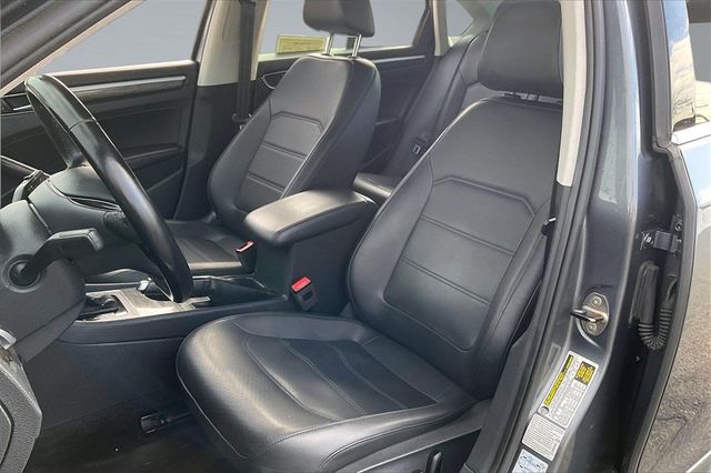 2017 Volkswagen Passat 1.8T SE w/Technology Automatic - 22980309 - 9